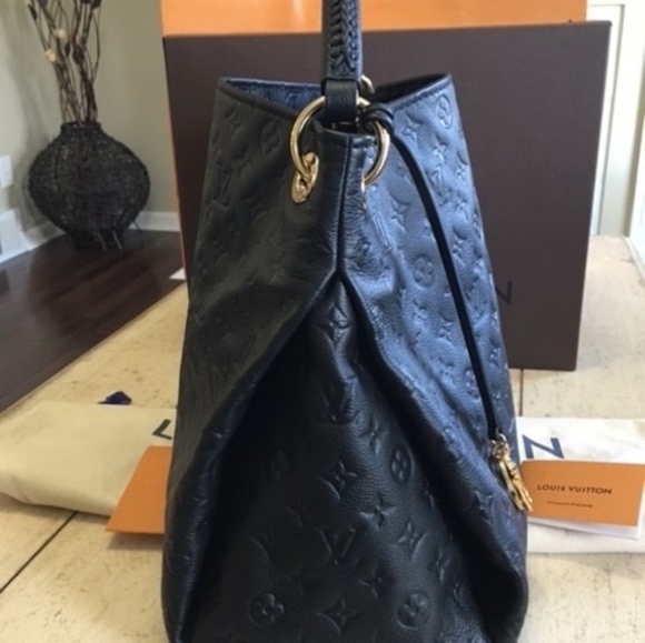 Louis Vuitton Artsy MM Noir - Picture 6 of 10